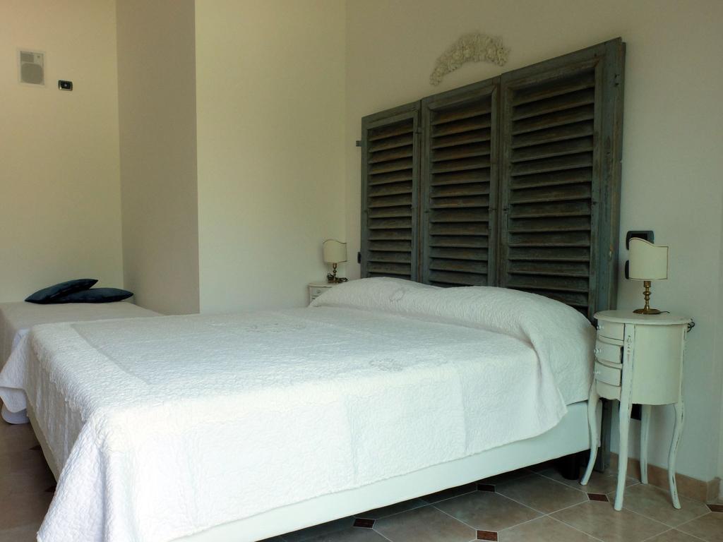 Bed and Breakfast Garda & Golf Caprino Veronese Pokoj fotografie