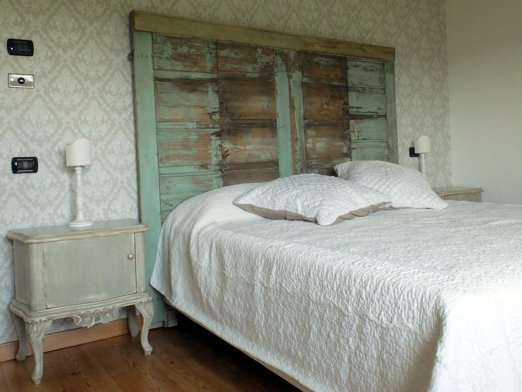 Bed and Breakfast Garda & Golf Caprino Veronese Pokoj fotografie
