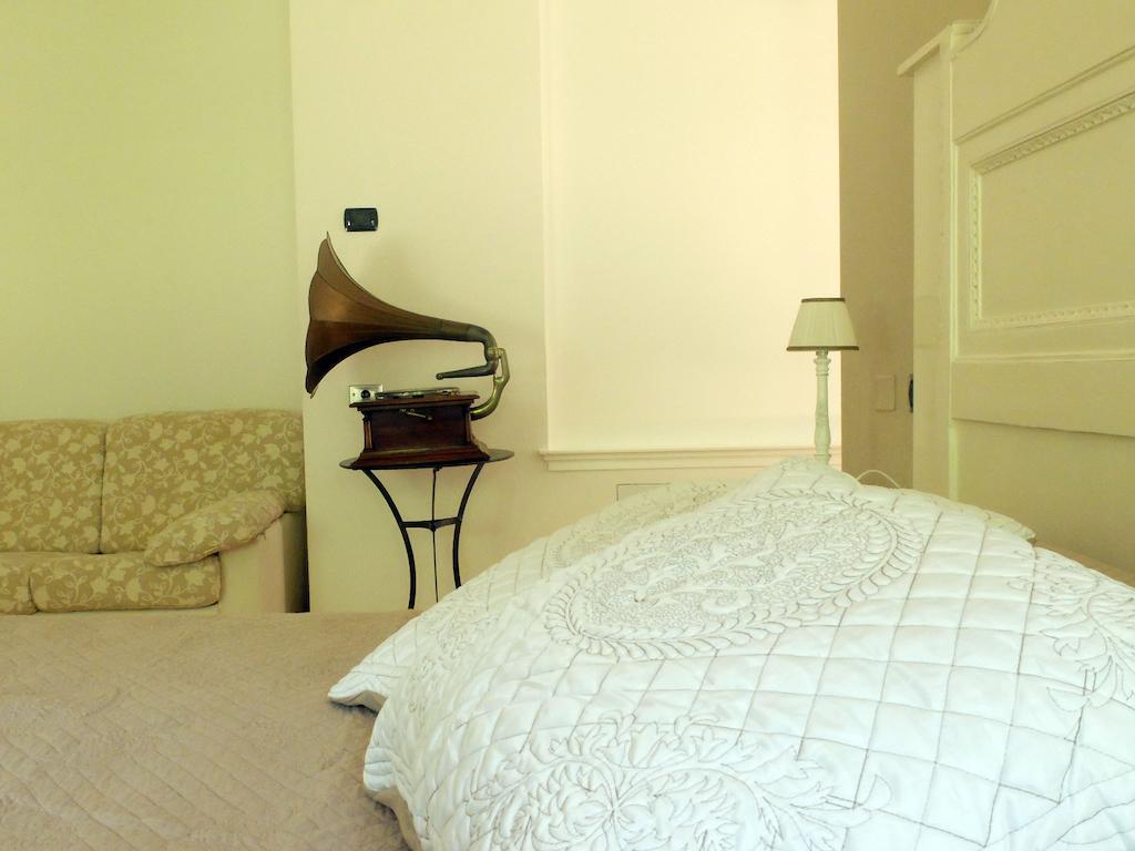 Bed and Breakfast Garda & Golf Caprino Veronese Pokoj fotografie