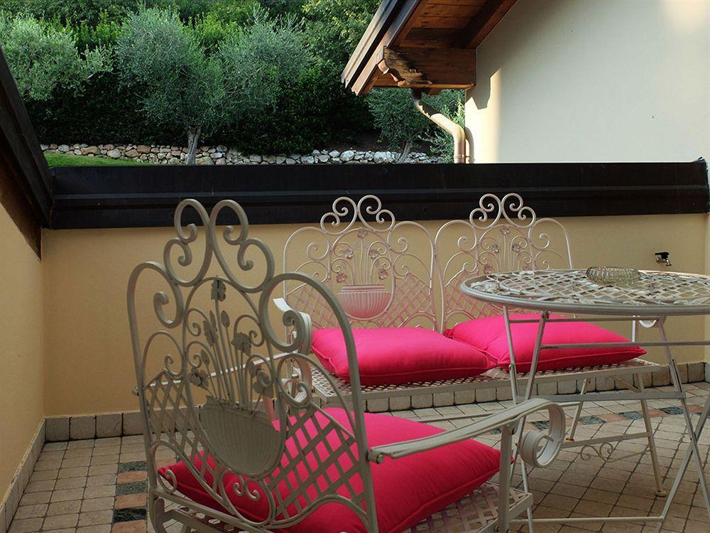 Bed and Breakfast Garda & Golf Caprino Veronese Exteriér fotografie